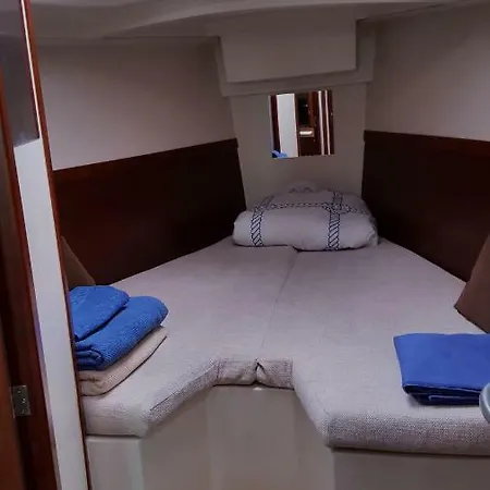 Fantástico Velero Ferrol